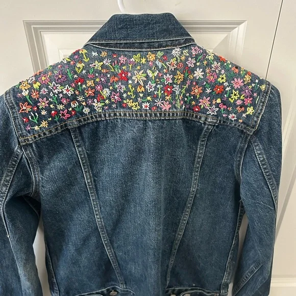 GAP Upcycled Denim Jacket with hand embroidered floral pattern size small - Picture 1 of 6